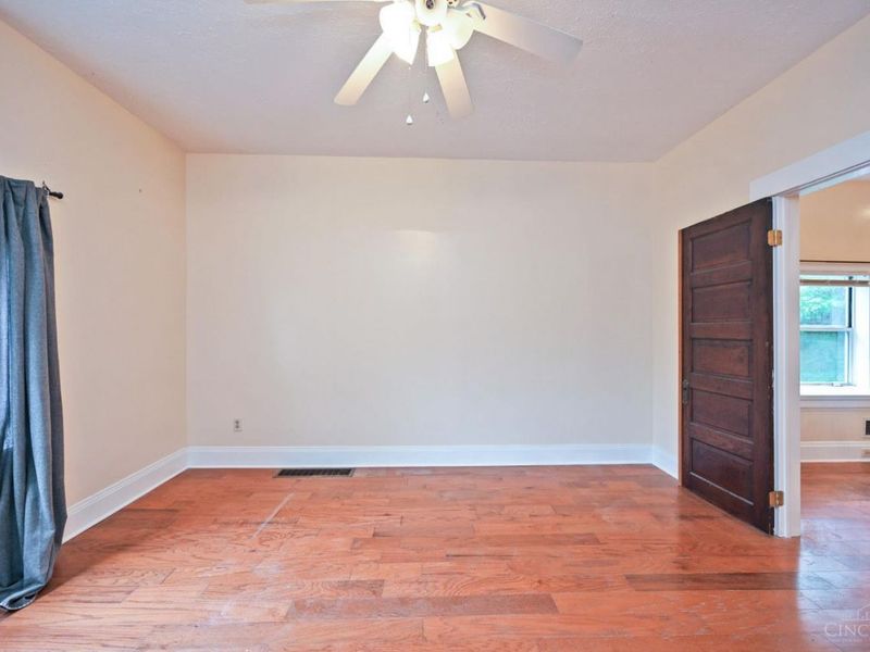 647 Delta Avenue, Cincinnati, OH 45226 Photo 9