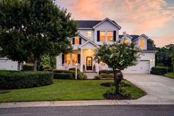 278 Winston Circle photo 4