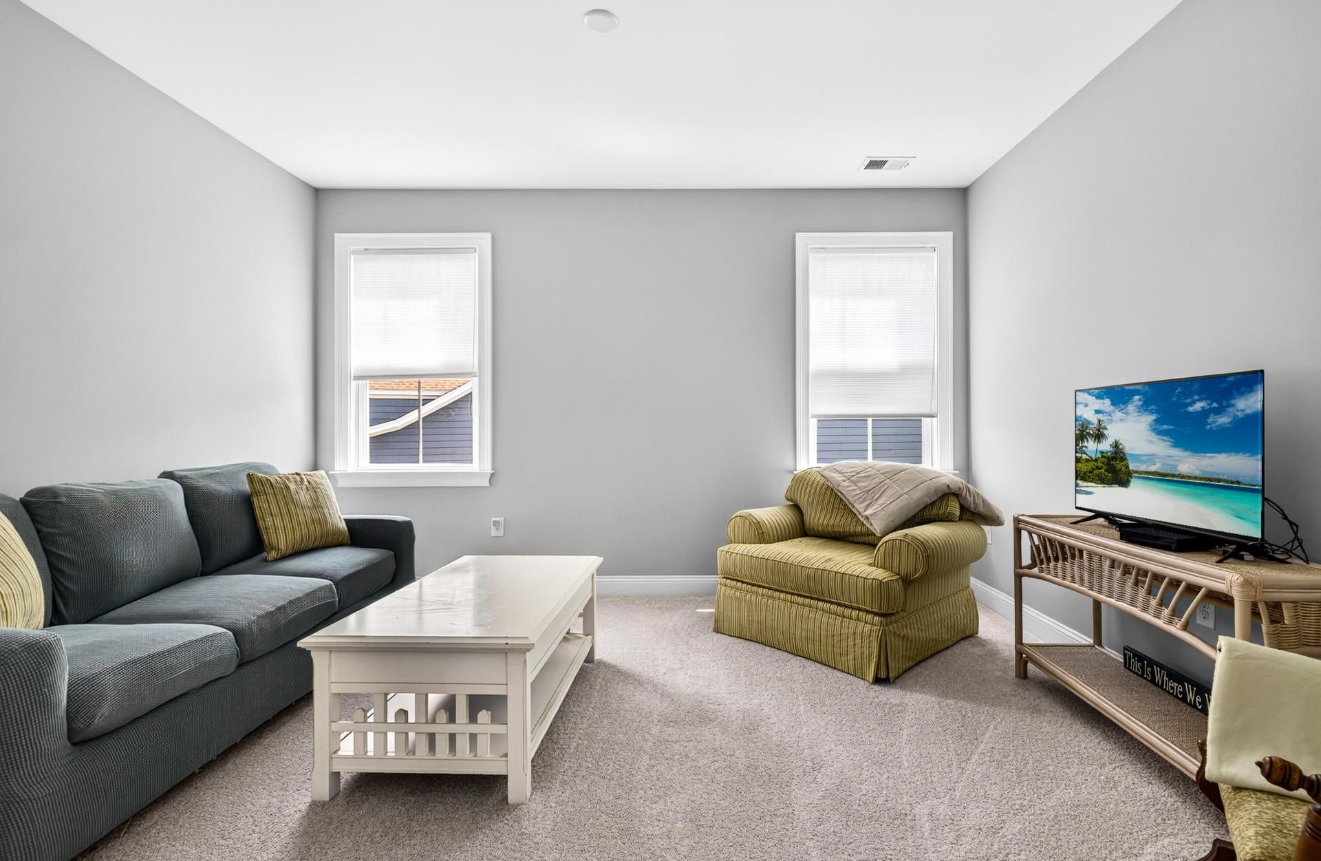 278 Winston Circle Photo 23