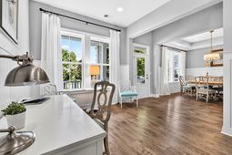 278 Winston Circle photo 4