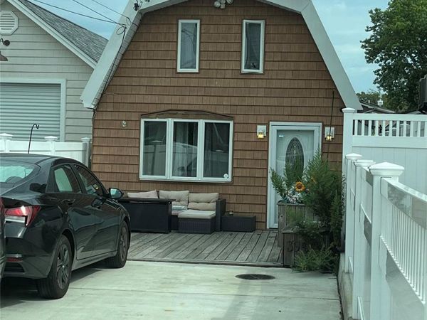 3955 South Street , Seaford, NY 11783