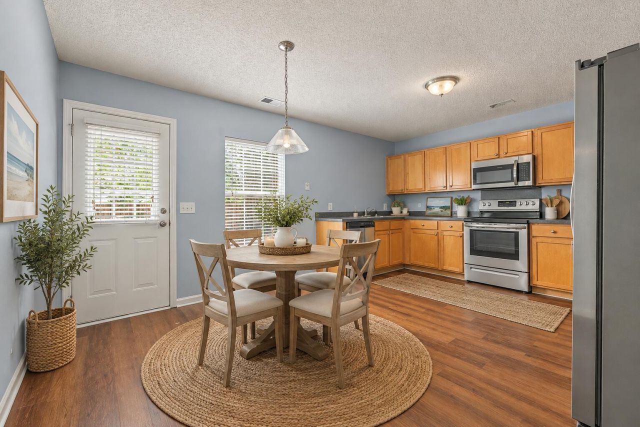 4017 Carolina Bay Drive Photo 4