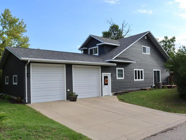 137 Center Street S, Lake Benton, MN 56149