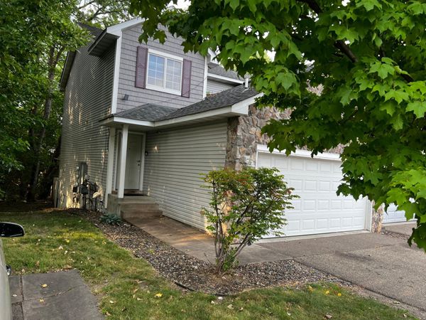 2461 Williams Drive, Burnsville, MN 55337