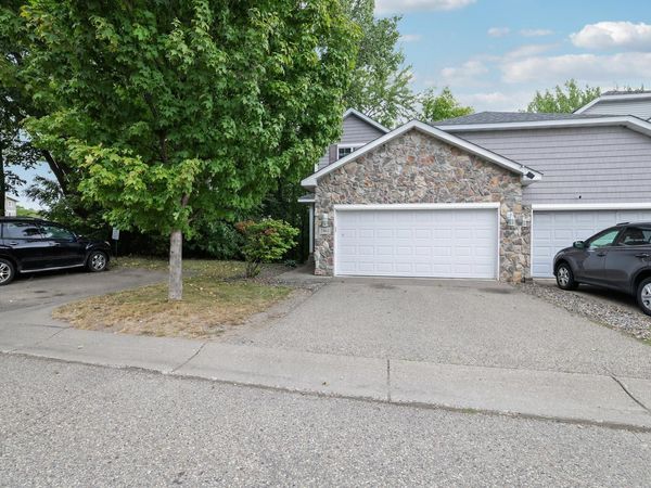 2461 Williams Drive, Burnsville, MN 55337