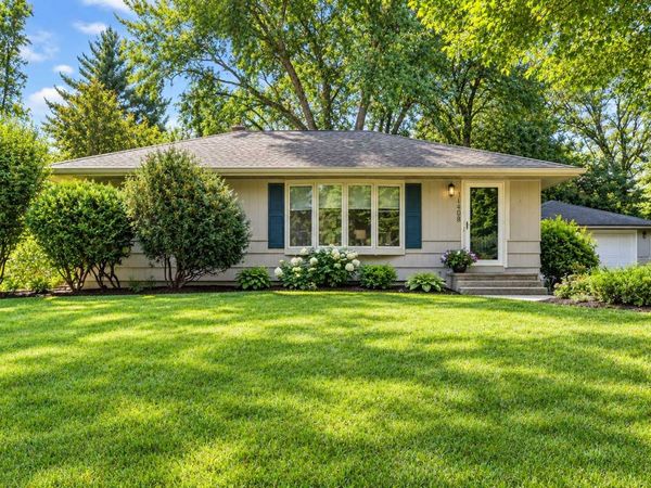 16403 Seymour Drive, Minnetonka, MN 55345