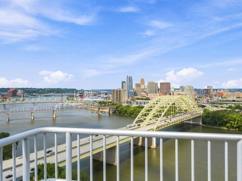 400 Riverboat Row, Unit 2001, Newport, KY 41071 Photo 17