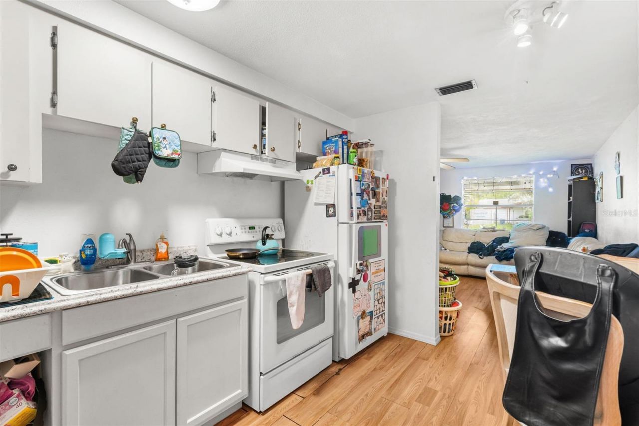 3607 47th Avenue W, Bradenton, FL 34210 Photo