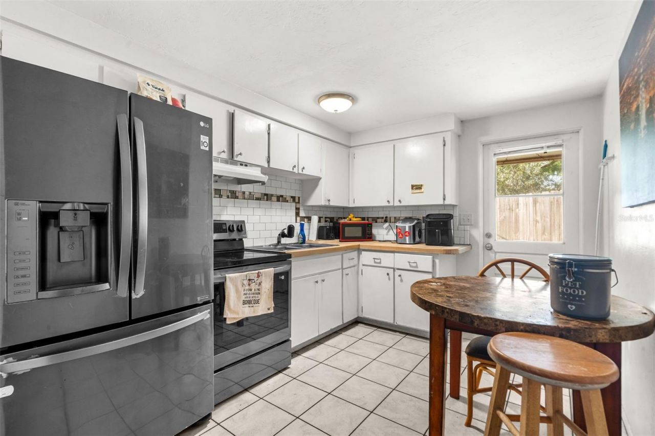 3607 47th Avenue W, Bradenton, FL 34210 Photo
