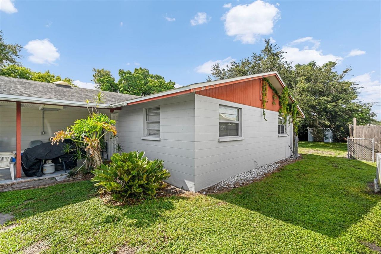 3607 47th Avenue W, Bradenton, FL 34210 Photo