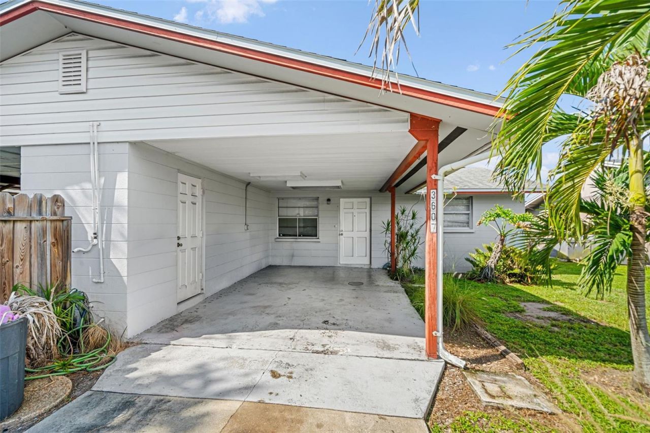 3607 47th Avenue W, Bradenton, FL 34210 Photo
