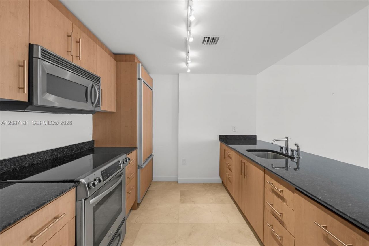 10275 Collins Ave, Unit 1511, Bal Harbour, FL 33154 Photo
