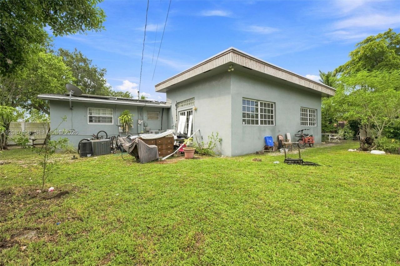 1299 NW 120th St, North Miami, FL 33167 Photo