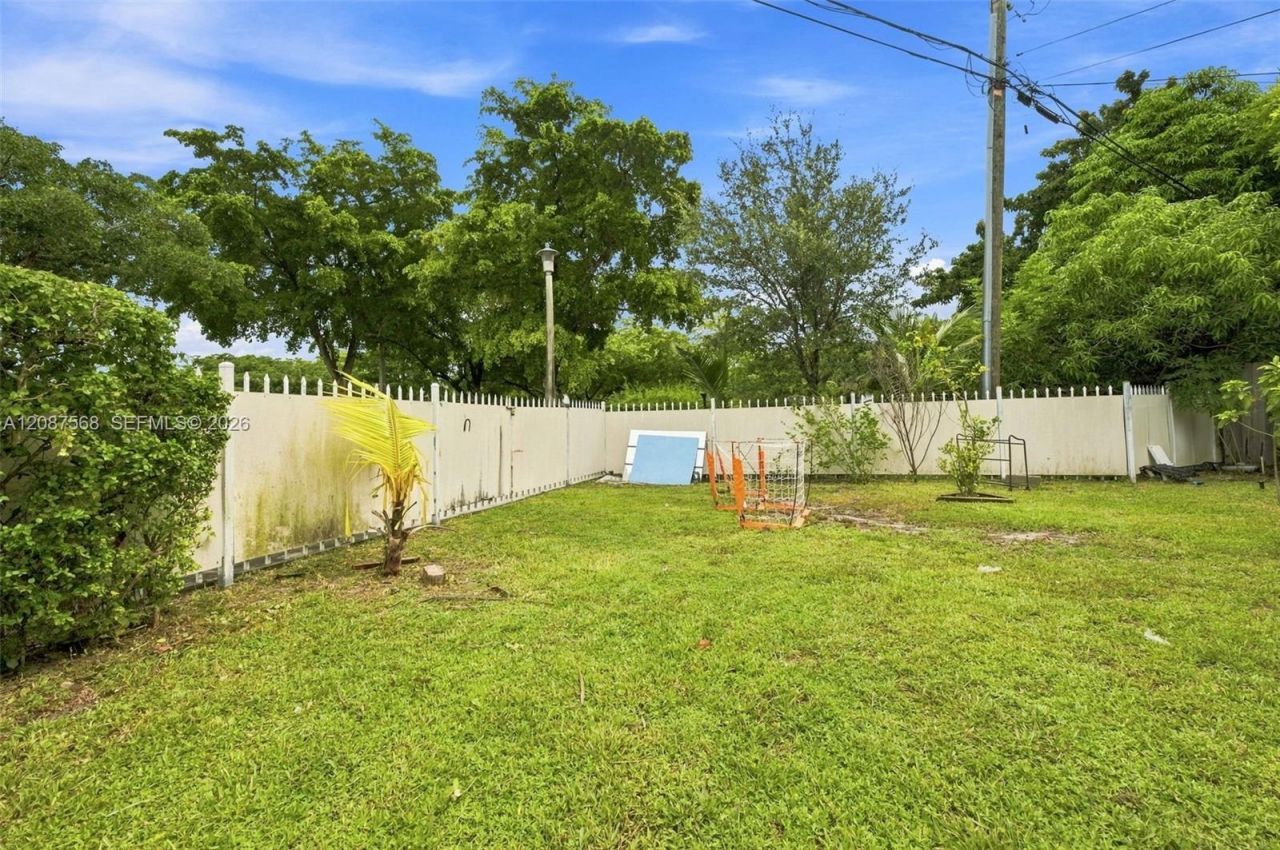 1299 NW 120th St, North Miami, FL 33167 Photo