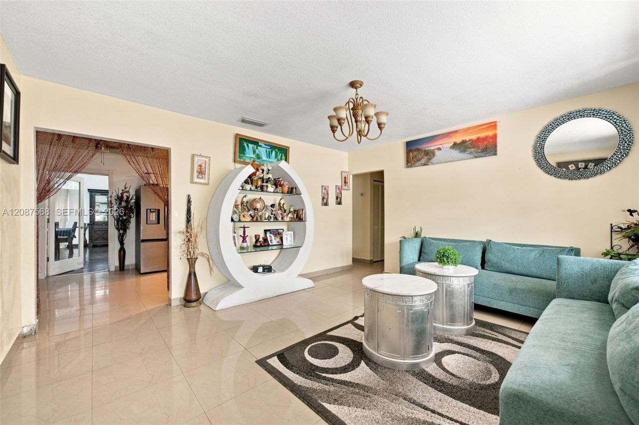 1299 NW 120th St, North Miami, FL 33167 Photo