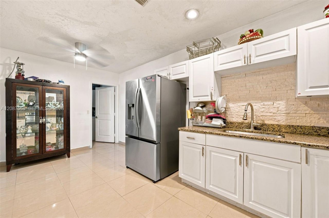 1299 NW 120th St, North Miami, FL 33167 Photo