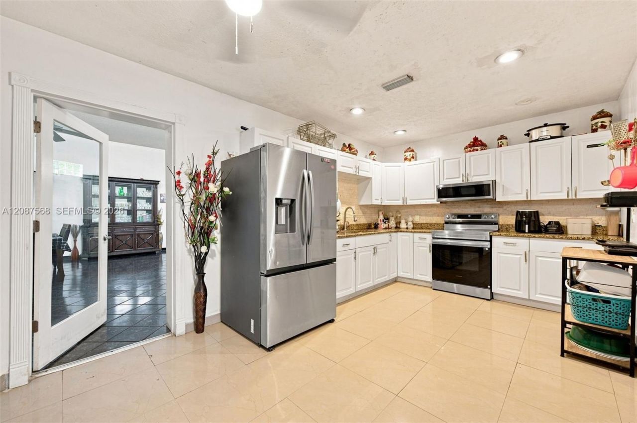 1299 NW 120th St, North Miami, FL 33167 Photo
