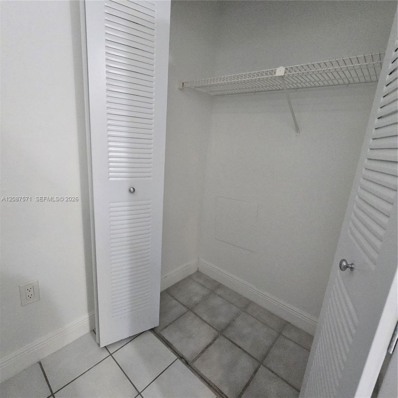 8600 SW 212th St, Unit 308, Cutler Bay, FL 33189 Photo