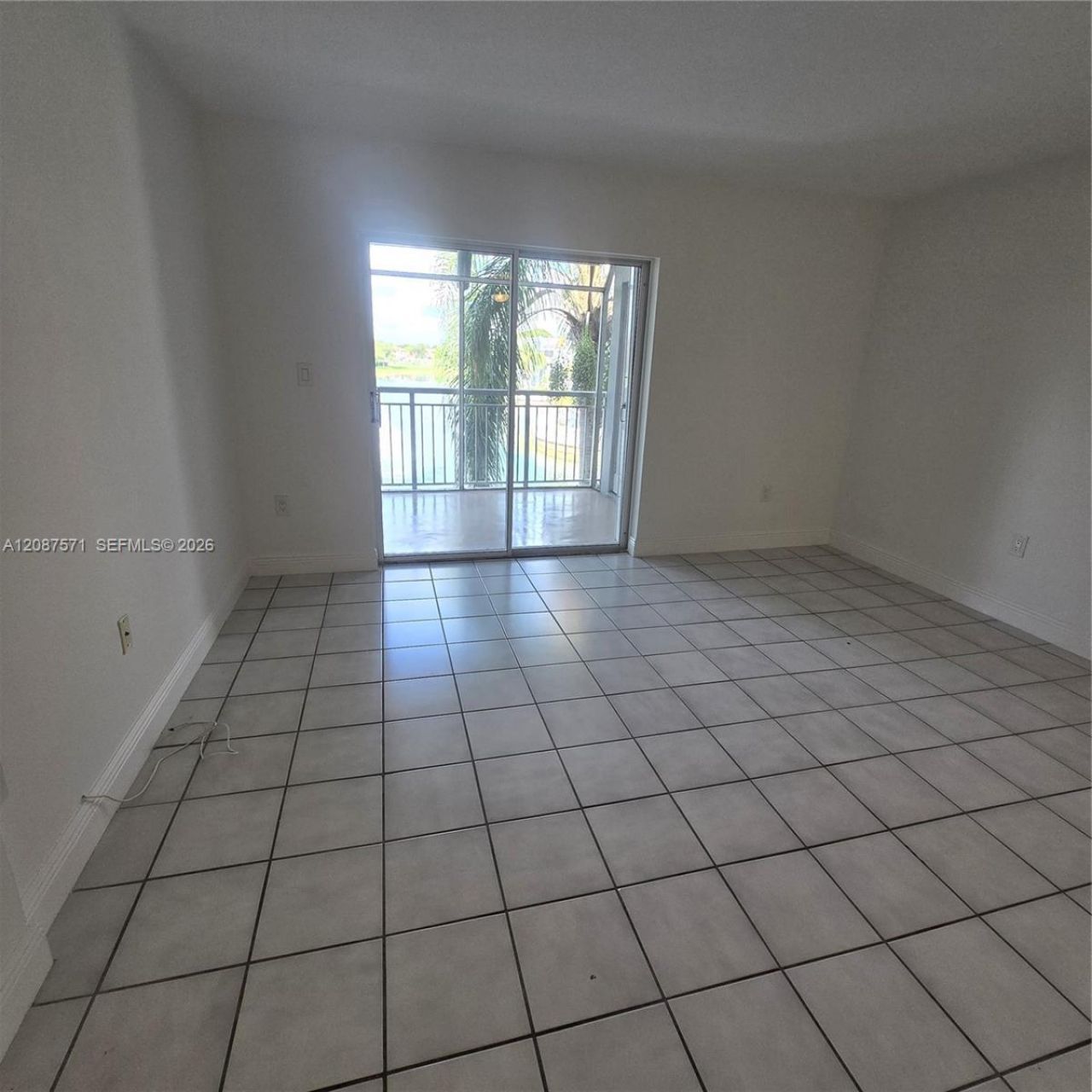 8600 SW 212th St, Unit 308, Cutler Bay, FL 33189 Photo