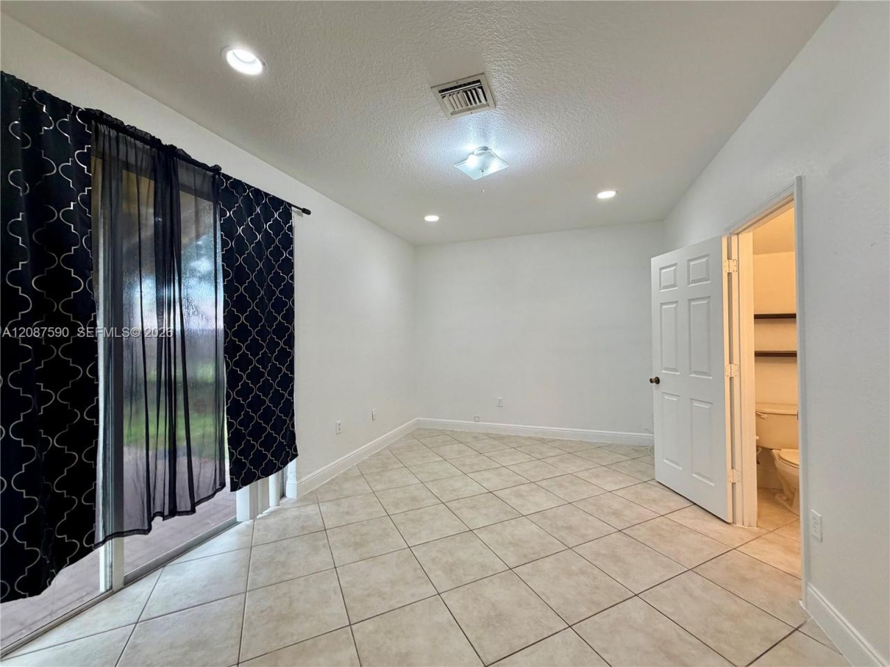1548 SE 20th Ter, Homestead, FL 33035 Photo