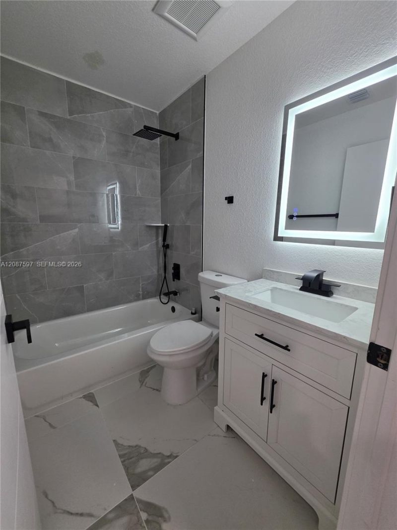 348 NW 8th St, Pompano Beach, FL 33060 Photo