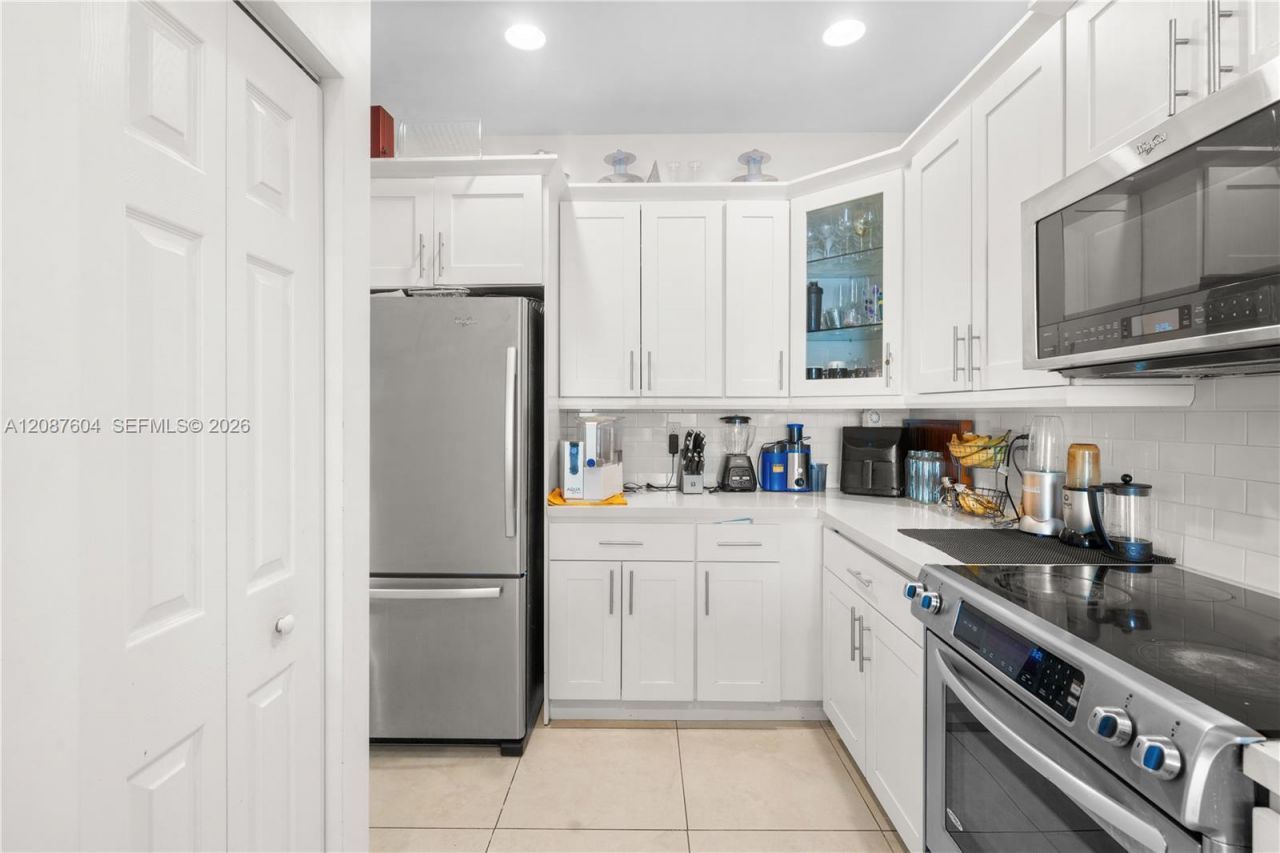 6005 NW 104th Path, Unit 6005, Doral, FL 33178 Photo