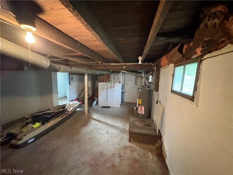 210 W 3rd Street, Uhrichsville, OH 44683 Photo 15
