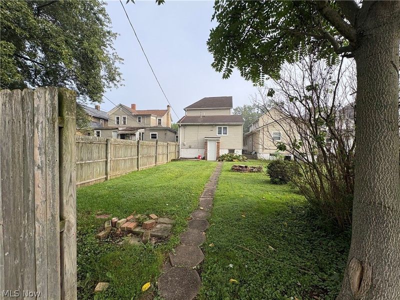 210 W 3rd Street, Uhrichsville, OH 44683 Photo 25