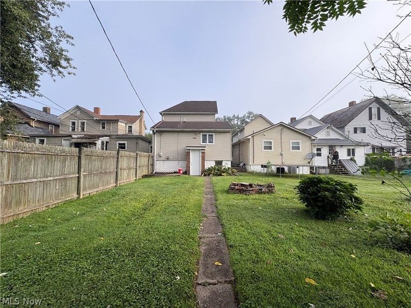210 W 3rd Street, Uhrichsville, OH 44683 Photo 26