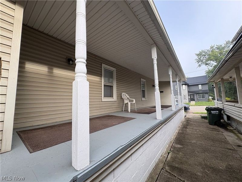 210 W 3rd Street, Uhrichsville, OH 44683 Photo 27