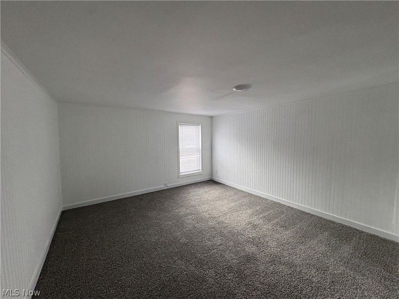 210 W 3rd Street, Uhrichsville, OH 44683 Photo 9