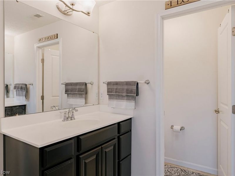7944 Megan Meadow Drive, Hudson, OH 44236 Photo 24