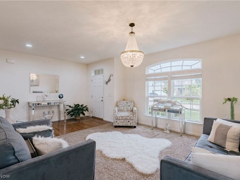 7944 Megan Meadow Drive, Hudson, OH 44236 Photo 5