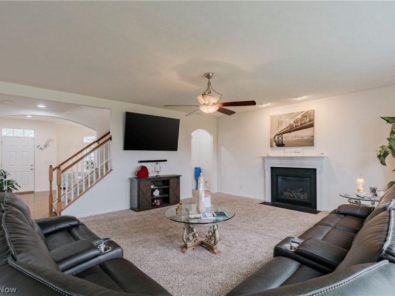 7944 Megan Meadow Drive, Hudson, OH 44236 Photo 7
