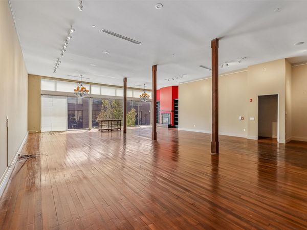 424 E Locust Street, Unit B, Des Moines, IA 50309