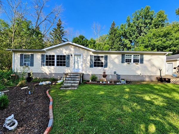 813 POSEY COURT, Green Bay, WI 54313
