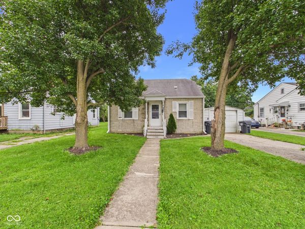 327 Edgemound Drive , Anderson, IN 46013