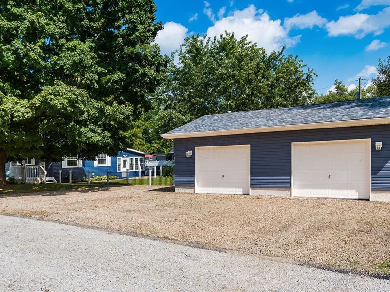 13412 Hawthorne Road NE, Thornville, OH 43076 Photo 2