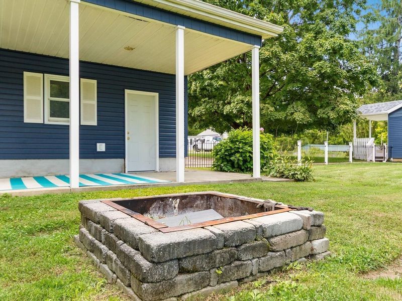 13412 Hawthorne Road NE, Thornville, OH 43076 Photo 9