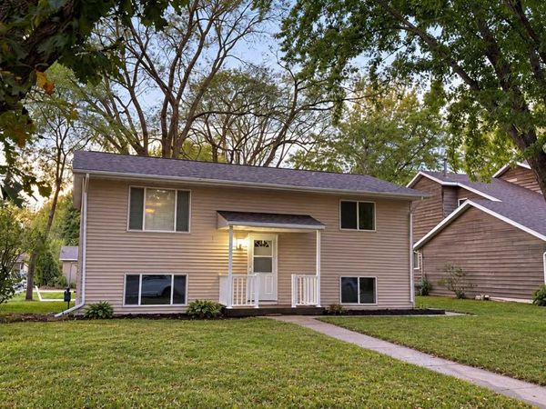 1013 13th Avenue SE, Saint Cloud, MN 56304