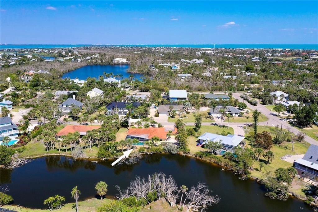 9421 Moonlight Dr, Sanibel, FL 33957 Photo