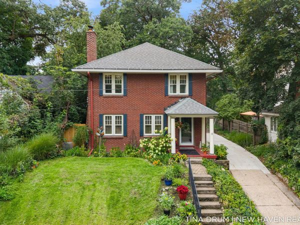 1227 SE Colorado Avenue SE, Grand Rapids, MI 49506
