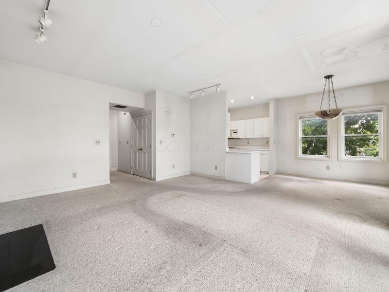 719 Sycamore Place, Columbus, OH 43206 Photo 13