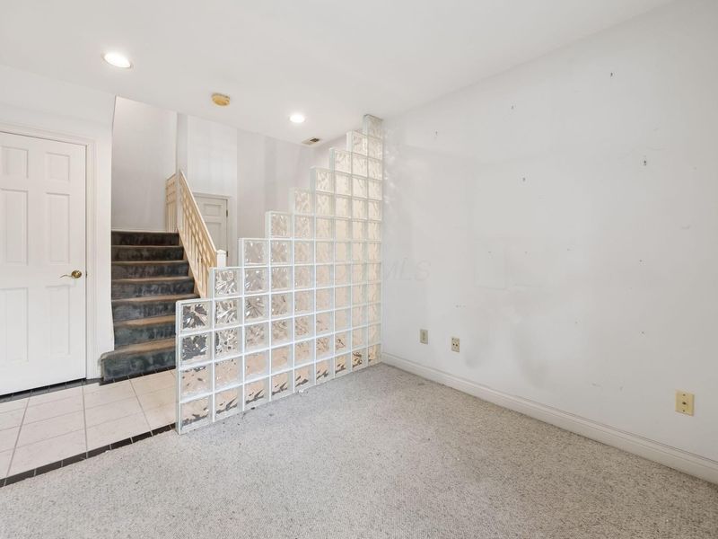 719 Sycamore Place, Columbus, OH 43206 Photo 9