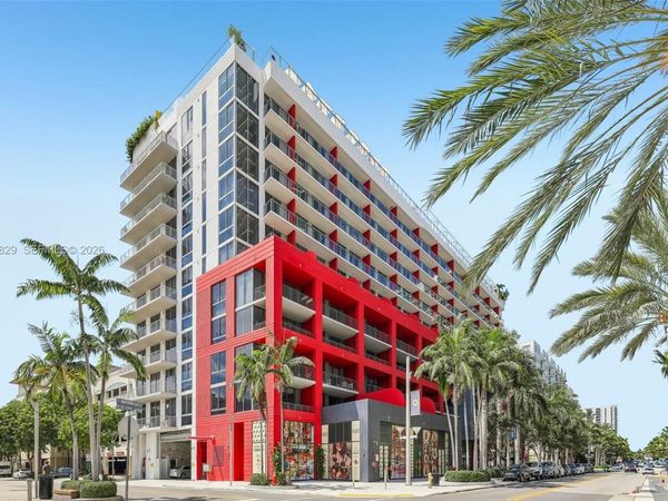 90 NE 32nd St , Unit 701, Miami, FL 33137