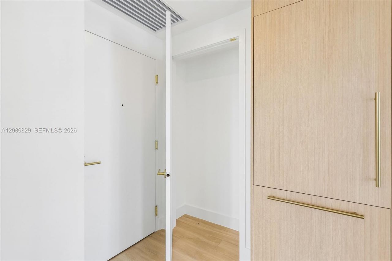 90 NE 32nd St, Unit 701, Miami, FL 33137 Photo