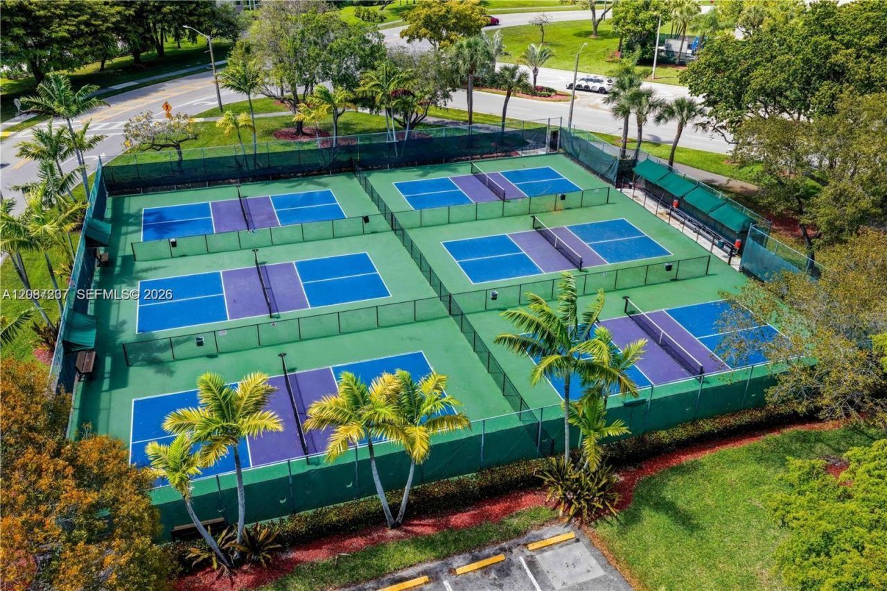800 SW 131st Ave, Unit 301F, Pembroke Pines, FL 33027 Photo