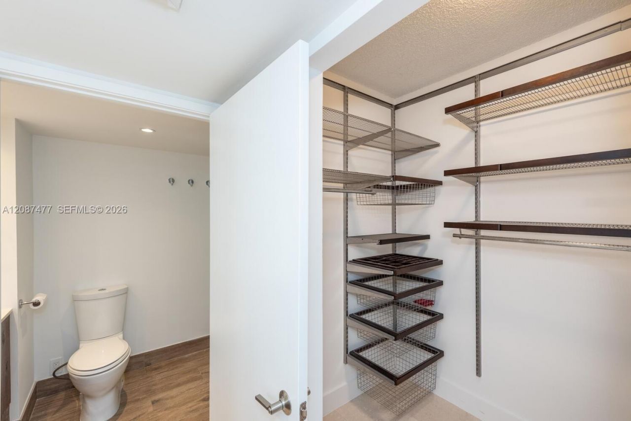 1541 Brickell Ave, Unit 1501, Miami, FL 33129 Photo