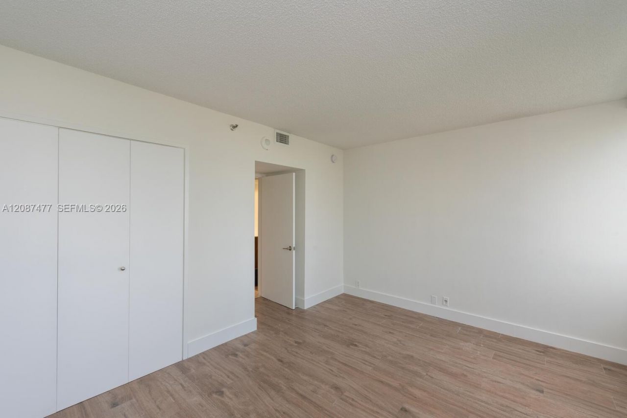 1541 Brickell Ave, Unit 1501, Miami, FL 33129 Photo