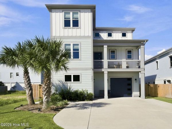 502 Alabama Avenue, Carolina Beach, NC 28428